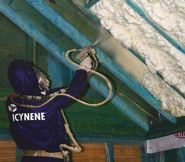 schiuma isolante ICYNENE